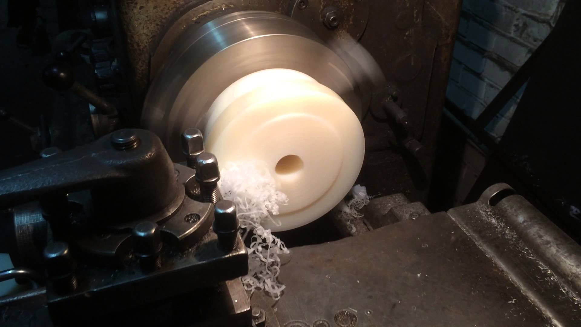  ������������ ������� �� ����������� � ���������