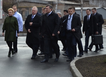 Президент Украины Виктор Янукович в Запорожье 14 ноября 2013 года Президент Украины: Евросоюзу не нужна наша продукция