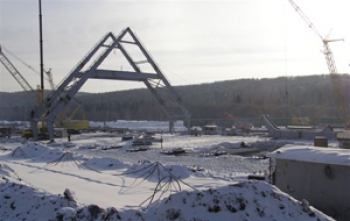 УК «Кузбассразрезуголь» наращивает обогатительные мощности Кузбассразрезуголь начал строить обогатительную фабрику мощностью 3 млн. тонн угля в год