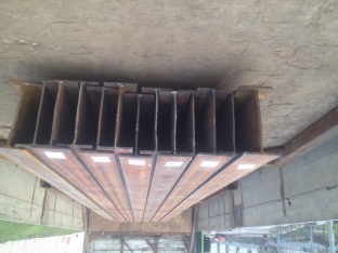 Продам Балку стальную электросварочную по низкой цене! Длина от 4,5-6 п. м 