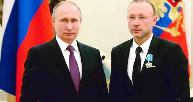 Сын российского миллиардера Тимофей Алтушкин отпраздновал свадьбу стоимостью более 100 млн рублей Главной звездой вечера стал популярный американский