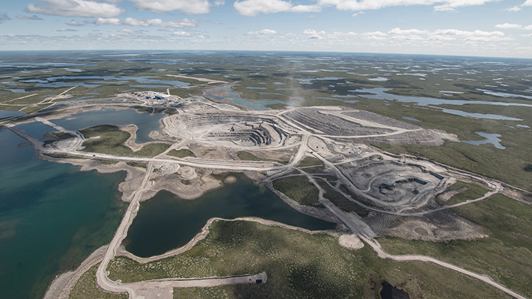Mountain Universe Diamonds передаст De Beers 49% акций рудника Gahcho Kué