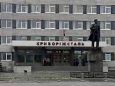 ArcelorMittal демонтировала памятник Ленина перед заводоуправлением в Кривом Роге