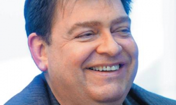 Вадим Евгеньевич Варша́вский — Депутат Государственной Думы четвертого - пятого созывов (2005-2007, 2007-2011гг.). Не справившись со спецификой ведения бизнеса в Украине Мечел продал украинский меткомбинат за 2000 евро