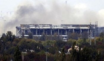 Донецкий аэропорт ДНРовцы загнали АТОшников под землю