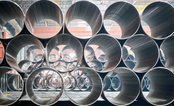 Газпром купит в Северстали около 100 тысяч тонн труб большого диаметра