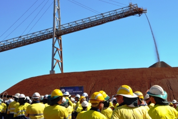 Рабочие компании Fortescue Fortescue объявила о выплатах по своим облигациям