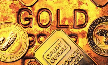 Золото упало на восьмимесячные минимумы