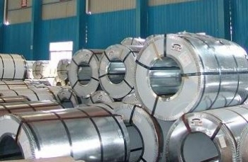 Внутренний спрос на сталь в Китае сократился почти на 9 процентов
