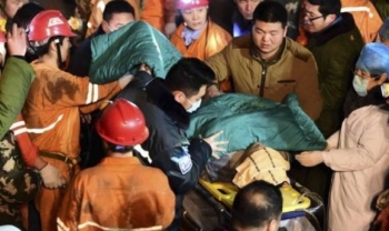 Владелец шахты в Китае, где под завалами остаются 17 горняков, покончил жизнь самоубийством
