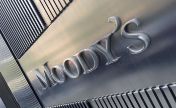 Moodys ������������ ������� ��������� ������ � 2015 ���� �� 5,5 ��������