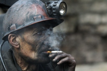 20 процентов шахтеров потерявших работу из-за боевых действий будут трудоустроены