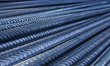 Tokyo Steel впервые за два последних года повышает цены на арматуру