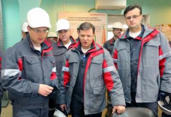 Народные депутаты Украины посетили металлургический завод Метинвеста в Запорожье