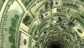 Долги крупнейших меткомпаний мира впервые в истории превысили 150 млрд.долл Долги 30-ти ведущих сталелитейных компаний мира превысили 150 миллиардов долларов США