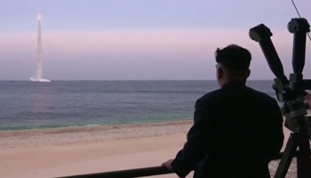 Ким Чен Ын строит гигантскую 3000-тонную подводную лодку