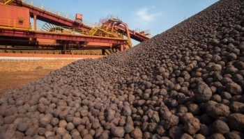 Китайские цены на железную руду продолжают падать