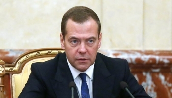 Дмитрию Медведеву удалось добиться от ЕЭК приостановки решения против НЛМК