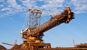 Китайская железная руда подскочила на 5%, а сталь достигла 3-х летнего максимума