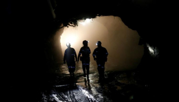 Горнодобывающие компании ЮАР требуют более широких прав для чернокожих