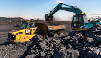 ������������� TerraCom ������ �������� Universal Coal, �������� ����� ����� � 120 ��� ��������
