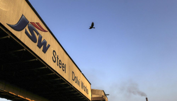 JSW Steel резко сократила производство стали из-за карантинных мер