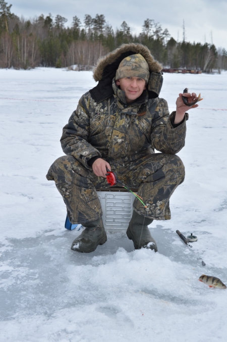 На Коршуновском ГОКе прошли соревнования по зимней рыбалке