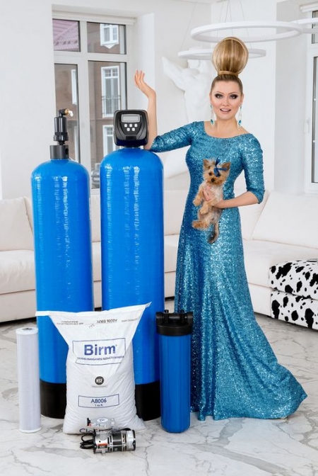 «Высшая лига водоочистки» установила умягчитель Waterbox 900A известной телеведущей Лене Лениной «Высшая лига водоочистки» установила умягчитель Waterbox 900A известной телеведущей Лене Лениной