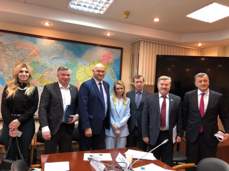 Милана Тюльпанова искренне поблагодарила депутатов Госдумы РФ за помощь в возвращении сына Милана Тюльпанова искренне поблагодарила депутатов Госдумы РФ за помощь в возвращении сына