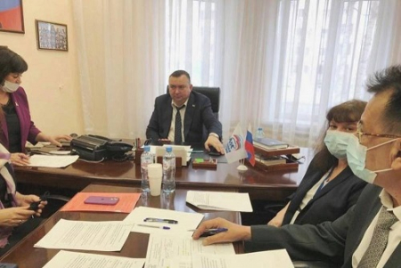 В Депутатском центре Нижневартовска ответили на вопросы дачников В Депутатском центре Нижневартовска ответили на вопросы дачников