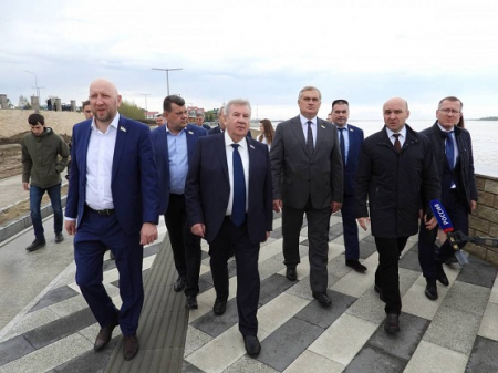Депутаты проверили Нижневартовские стройки Депутаты проверили Нижневартовские стройки