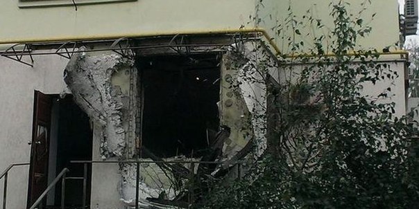 попадание из гранатомета в дом